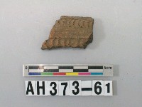 藏品(紅色細砂陶口緣殘件)的圖片